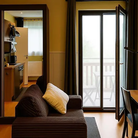 Mc Garry And Garden *